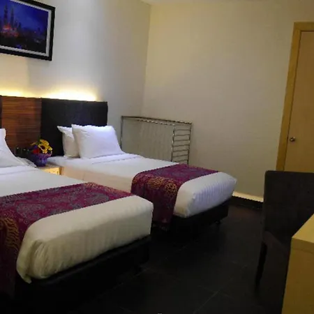 Sky Hotel-2
